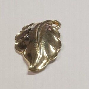 Brooch Vintage Gold-Tone Leaf 2.5" Shiny